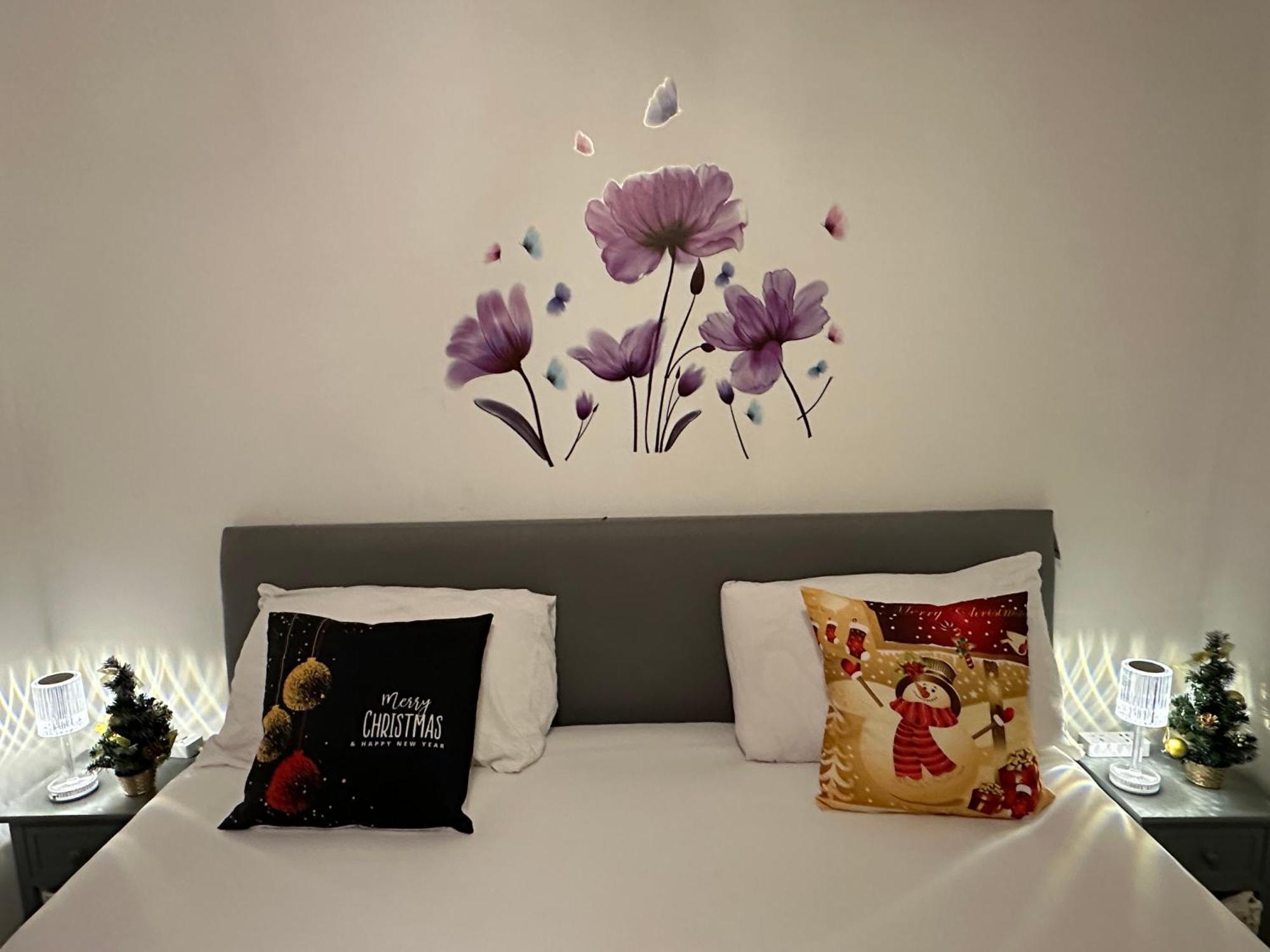London 2 Bed 2 Bath Apartment Holiday Home - Free Parking - 3Min Walk To The Train Station - 19Min To London Liverpool Street 5Min To Victoria Line 1Gb Broadband Super Fast Internet Ground Floor 100S Of Shops Restaurants Bakeries 24-Hour Asda Superst ภายนอก รูปภาพ